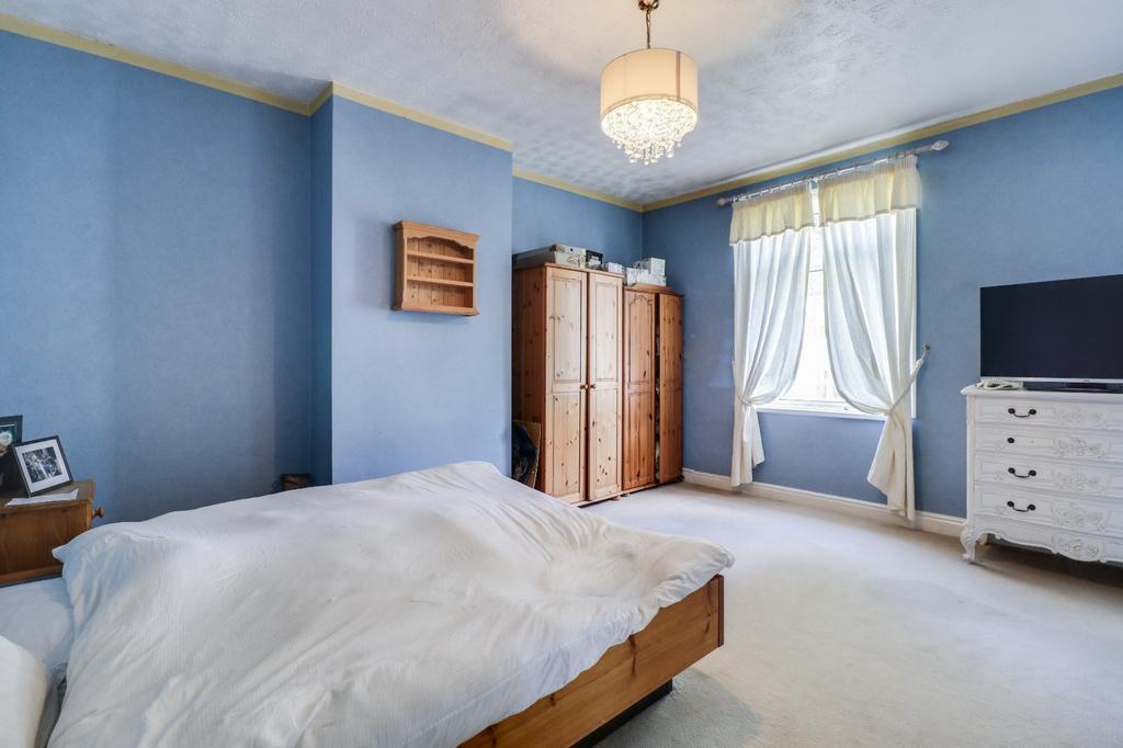 Salisbury Place, Calverley, Pudsey, West Yorkshire, LS28 3 bed terraced