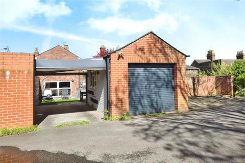 4 bedroom detached house for sale, Bergholt Road, Colchester, CO4