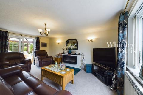 3 bedroom detached house for sale, Bury Road, Long Green, Wortham