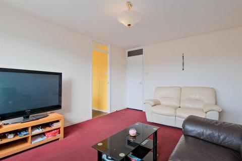 3 Ann Court, Hamilton, ML3 9HB