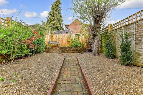 3 bedroom terraced house for sale, Golden Square, Tenterden, Kent