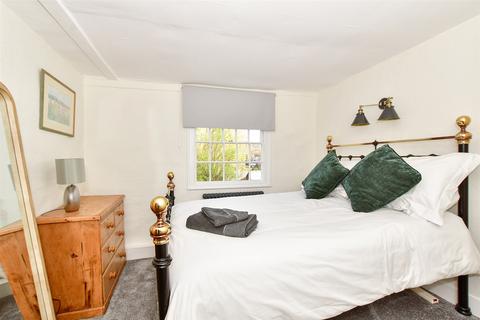 3 bedroom terraced house for sale, Golden Square, Tenterden, Kent