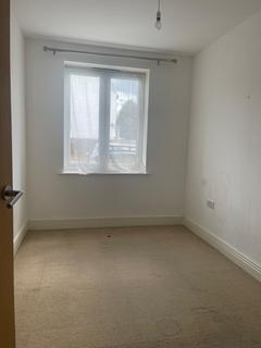 2 bedroom flat to rent, High Street, Wealdstone HA3