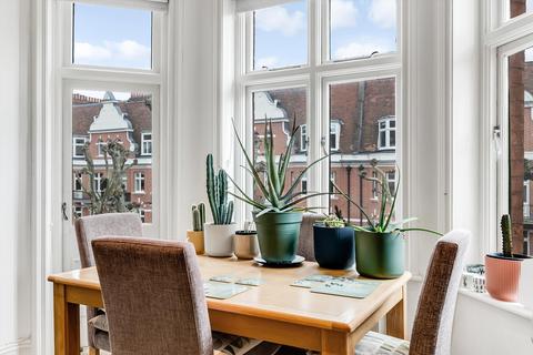 2 bedroom flat for sale, Lauderdale Road, Maida Vale W9