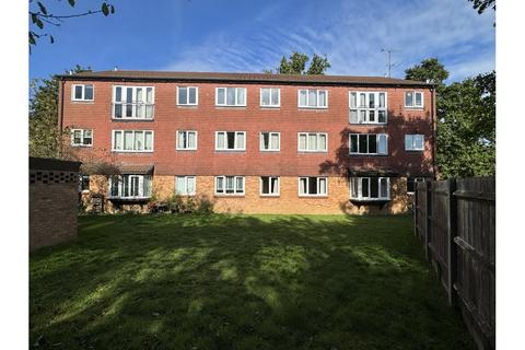 undefined, Hallington Close, Woking GU21