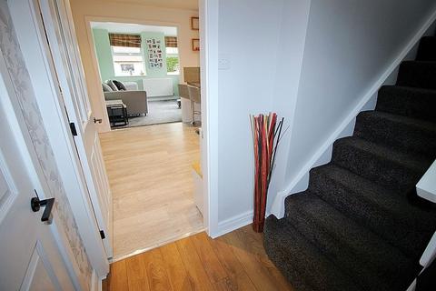 17 Fenton Croft, Rotherham, S61 3ST