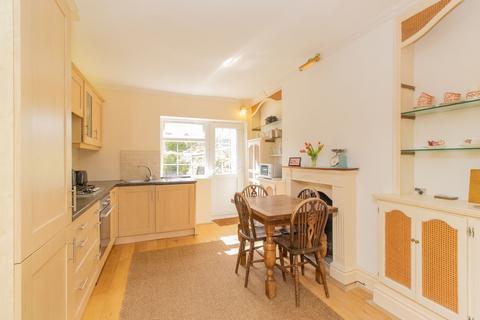 2 bedroom ground floor flat for sale, High Street, St. Peters, CT10