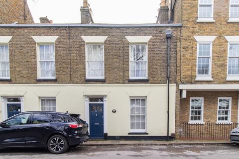 2 bedroom ground floor flat for sale, High Street, St. Peters, CT10