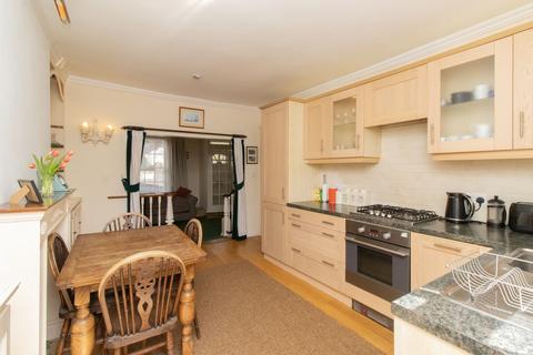 2 bedroom ground floor flat for sale, High Street, St. Peters, CT10