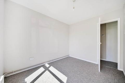 2 bedroom flat to rent, Greentrees, Cokeham Lane, Lancing