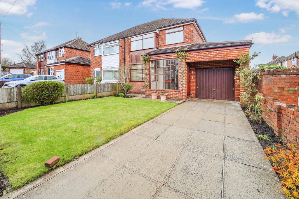 Loweswater Crescent Haydock St 3 Bed Semi Detached House £178 000