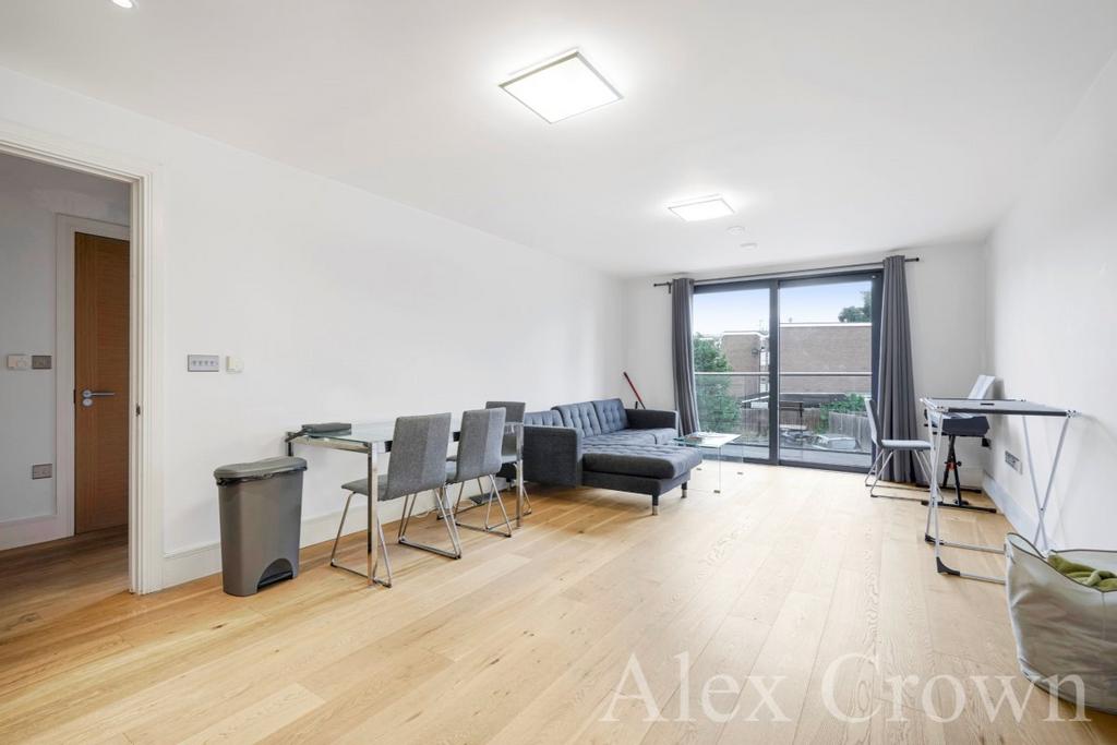 Argo House, Kilburn Park Road, Maida... 2 bed apartment £2,600 pcm (£