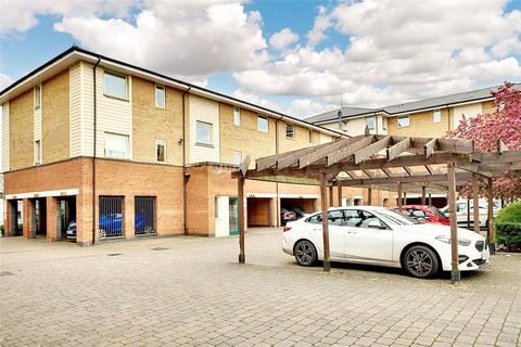 2 bedroom flat for sale, Orton Grove, Enfield, EN1