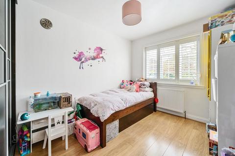Flat 1, Waveney Court, 49 The Avenue, Beckenham, BR3 5EG