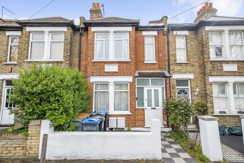 2 bedroom flat for sale, Vernon Avenue, Raynes Park