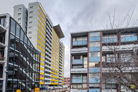 1 bedroom flat for sale, Golden Lane, Barbican, EC1Y London