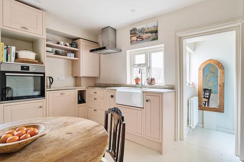 2 bedroom end of terrace house for sale, Colebrook Street, Winchester, Hampshire, SO23