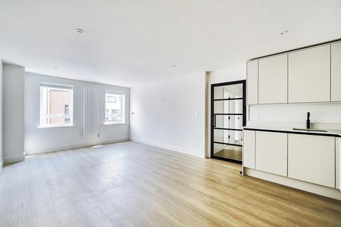 2 bedroom flat for sale, Hyde Street, Winchester, Hampshire, SO23