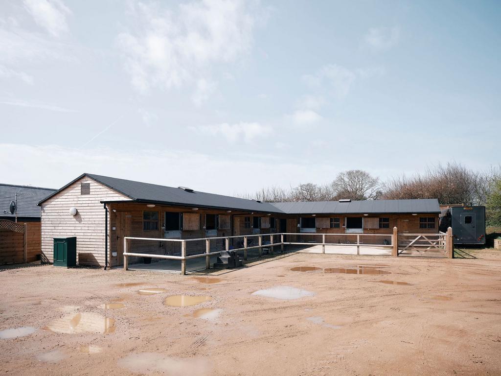 Stables and grazing