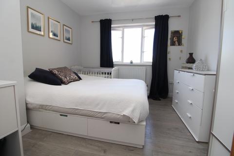 1 bedroom flat for sale, Oakworth Avenue, Broughton, Milton Keynes