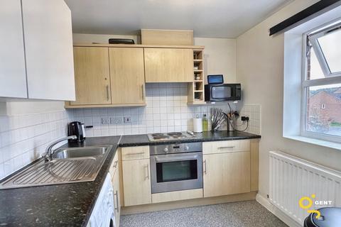 2 bedroom flat for sale, Cannock, Cannock WS12