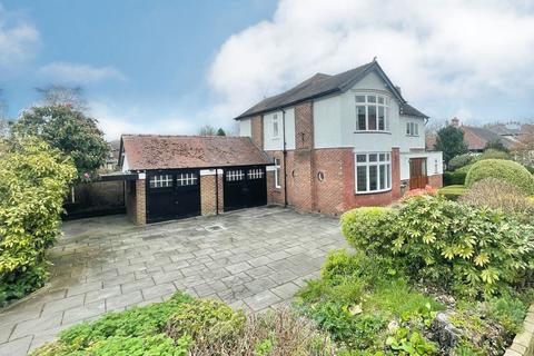 Oakwood Avenue, Gatley