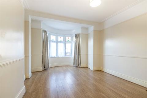 6 Newquay Road, London, SE6 2NS