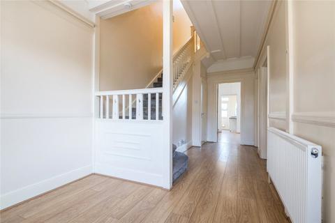 6 Newquay Road, London, SE6 2NS