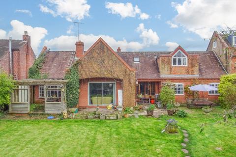 3 bedroom semi-detached house for sale, The Old Blacksmiths Shop, Rochford, WR15