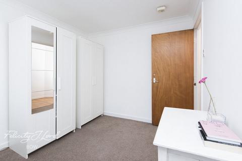 2 bedroom flat for sale, Ireton Street, Bow, E3