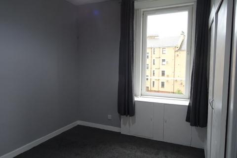 1 bedroom flat to rent, Dens Road, Coldside, Dundee, DD3