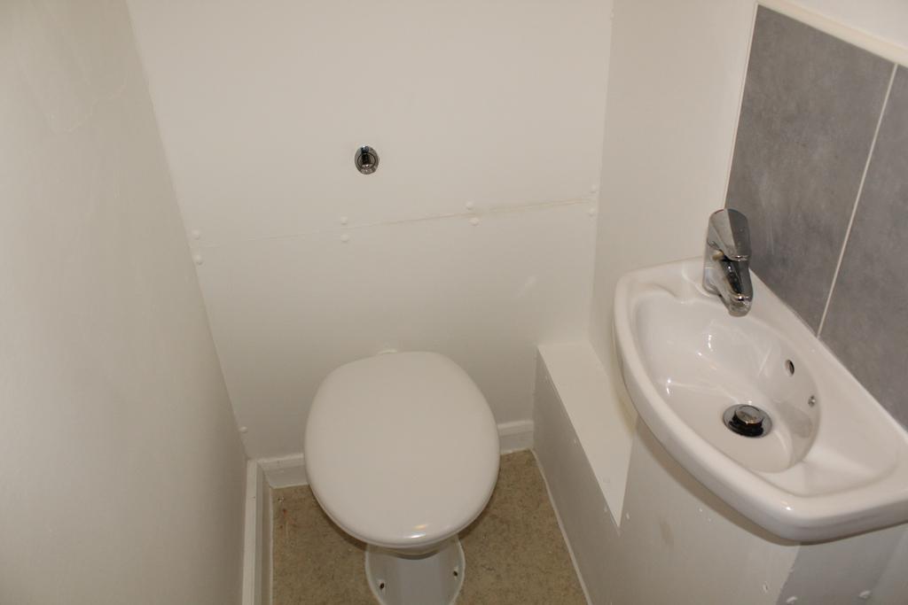 Toilet Room (2 In Total)