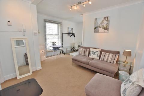 Studio for sale, Wellesley Villas, Ashford, Kent, TN24