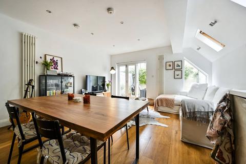 2 bedroom flat for sale, Tynemouth Street, Sands End, London, SW6