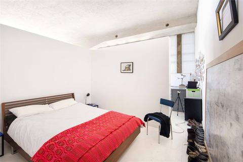1 bedroom flat for sale, Theydon Road, Upper Clapton, London, E5