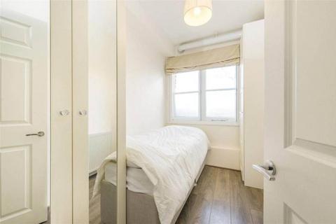 2 bedroom flat to rent, Frognal, Hampstead, London, NW3