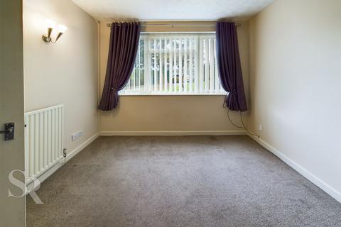 37 Aldersgate, New Mills, High Peak, SK22 3BT