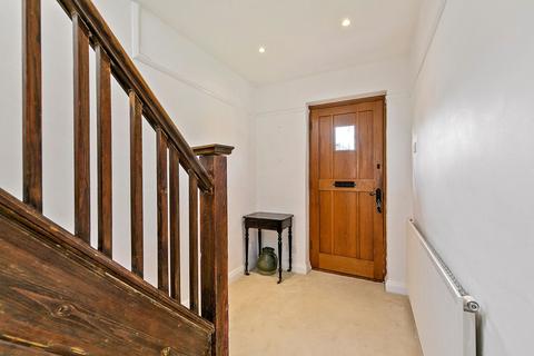 71 Tudor Drive, Kingston Upon Thames, KT2 5NP