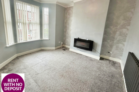 3 bedroom terraced house to rent, Meadows Road, Sale, Greater Manchester, M33