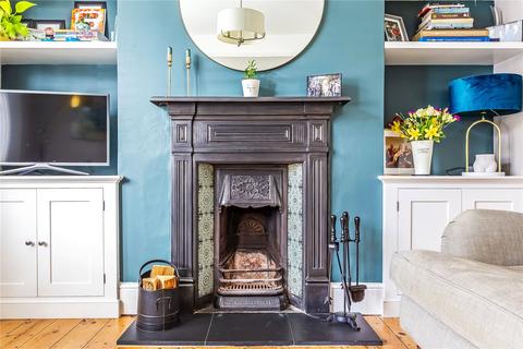 33 Cornfield Road, Reigate, RH2 7HF