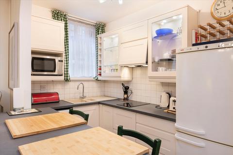 1 bedroom flat for sale, Chelsea Manor Street, London, SW3