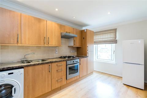 2 bedroom flat to rent, Park Square, Knaresborough, North Yorkshire, HG5