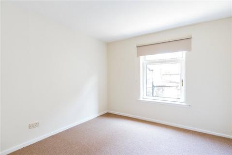 2 bedroom flat to rent, Park Square, Knaresborough, North Yorkshire, HG5