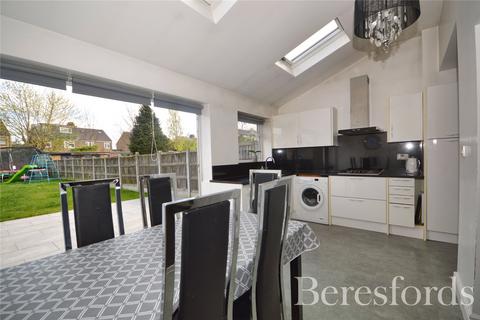 3 bedroom end of terrace house for sale, Crowlands Avenue, Romford, RM7