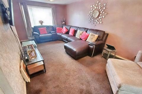 3 bedroom terraced house for sale, Course View, Oldham, Greater Manchester, OL4