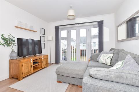 6 Ashfield Close, Snodland, ME6 5FN