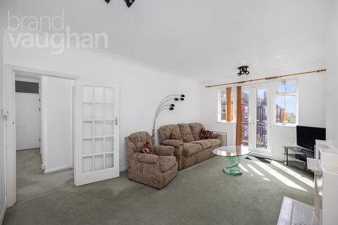 11, Beverley Court Aldrington Close, Hove, BN3 5UB