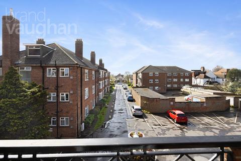 11, Beverley Court Aldrington Close, Hove, BN3 5UB