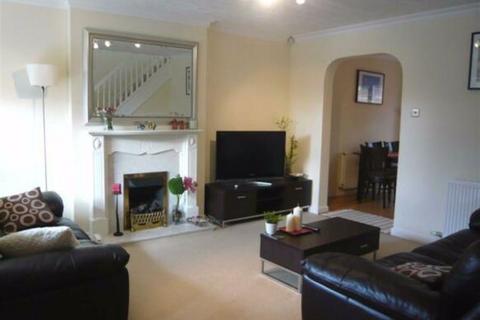 3 bedroom detached house to rent, Bronington Close, Wythenshawe, Greater Mancheste M22