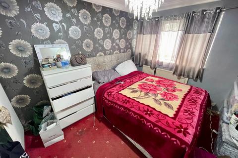 27 Bampton Road, Luton, LU4 0DD
